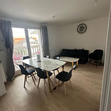Appt Spacieux Et Calme Prox Disney-Cdg-Stade De France لو بلو ميسنيل المظهر الخارجي الصورة